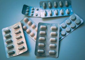 Read more about the article Prescription Pain Medication for Chronic Pain: Types, Risks, and Monitoring | My Rapid Relief